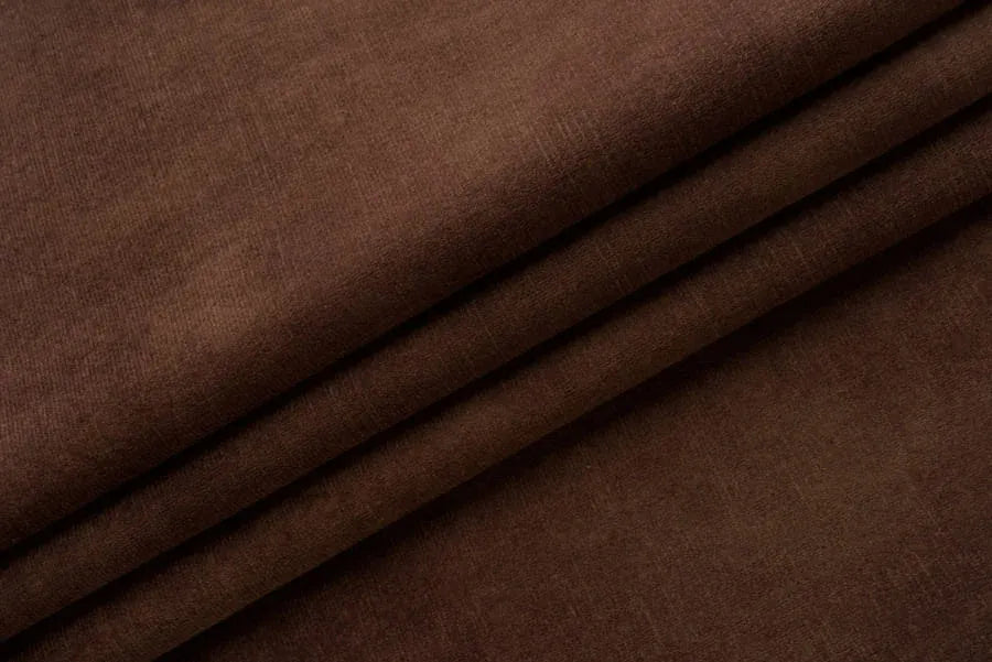 Kaštoninė ruda (Iris 53)